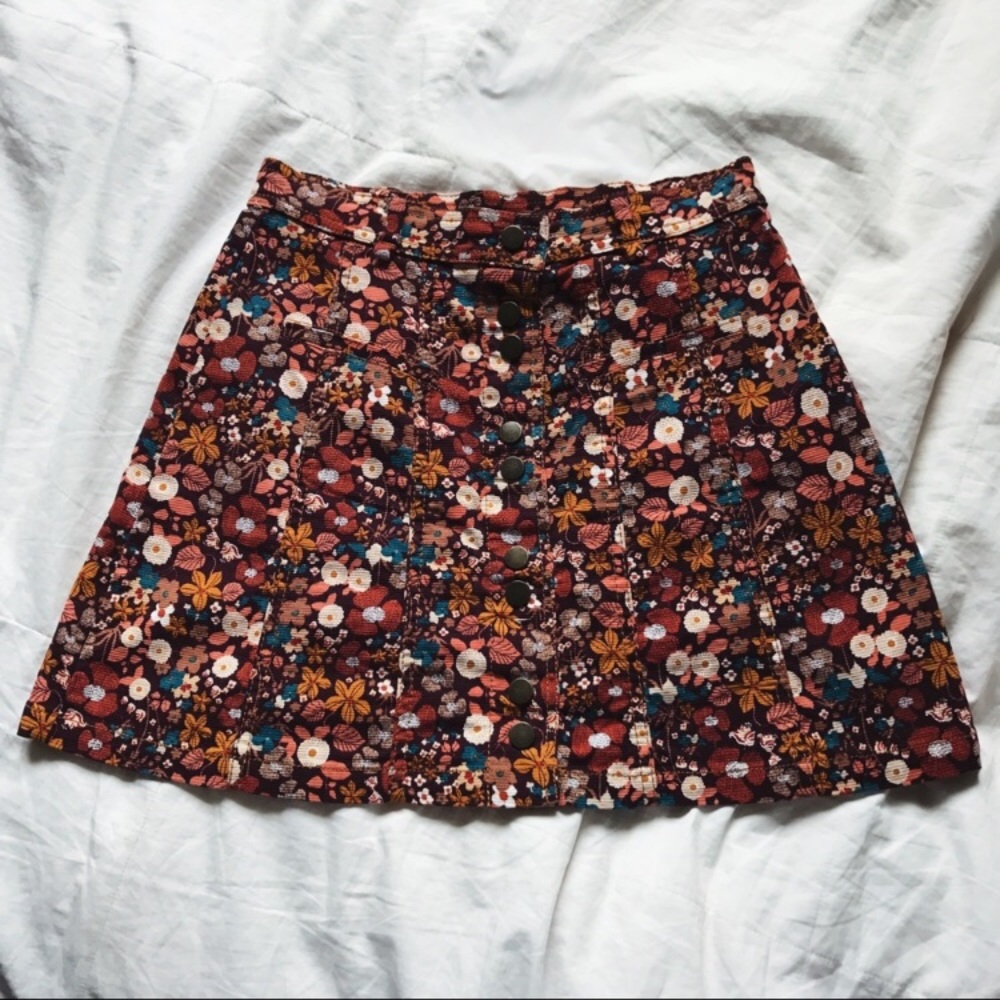 Zara Vintage Style Floral Skirt